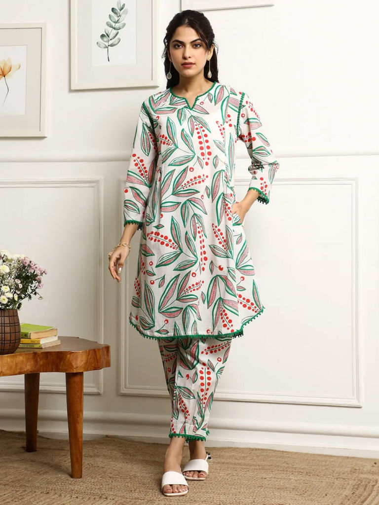 Green Printed Cotton Kurta with Pants