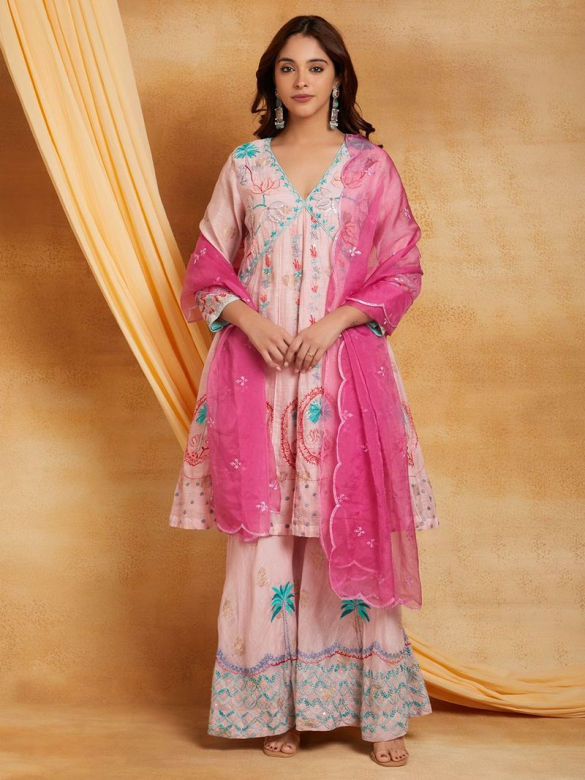 Chikankari Looks
