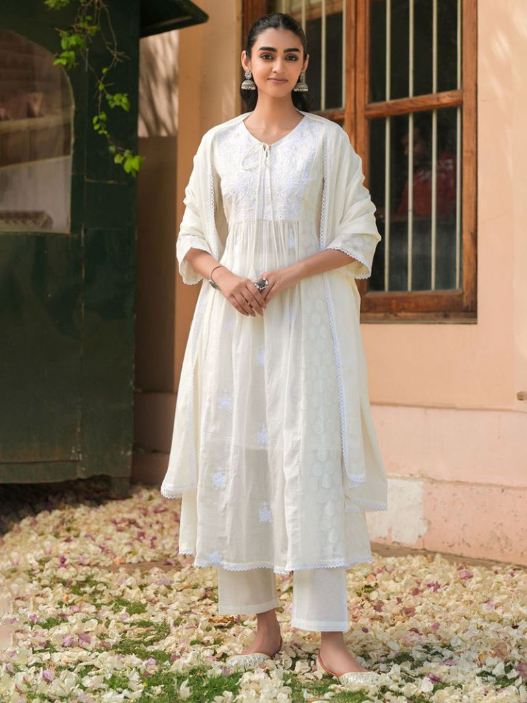 Your Ultimate Guide to Independence Day 2025 Looks with The Loom