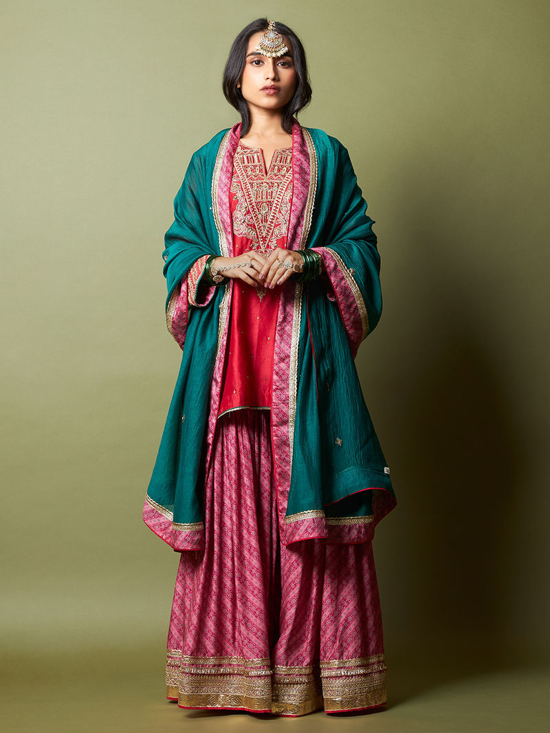 Why The Sharara Set is Your Wardrobe’s Eternal Sunshine