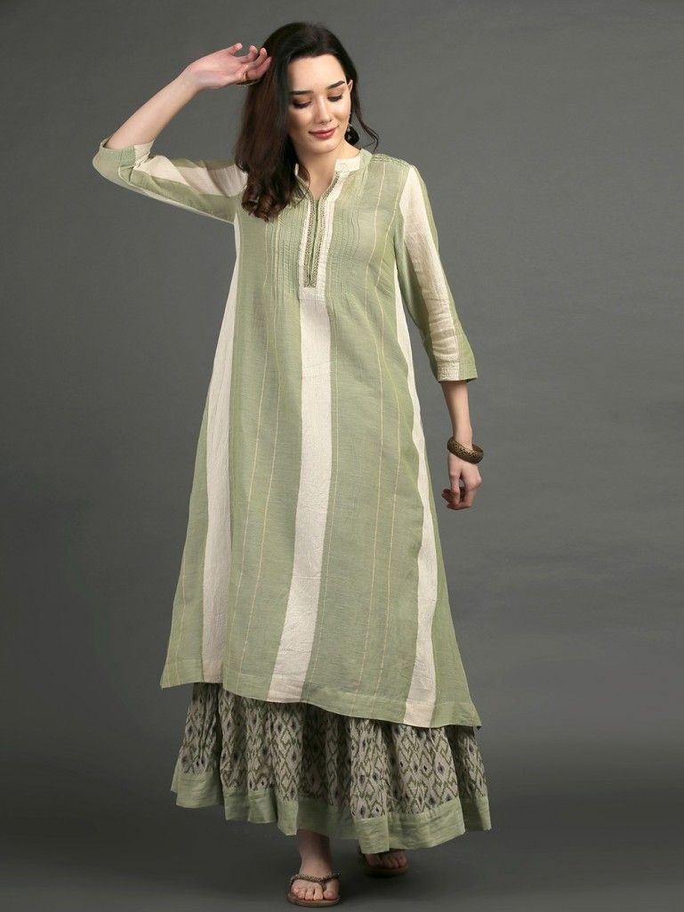 Green Off White Yarn Dyed Cotton Linen Kurta with Printed Crinkled Skirt - Set of 2