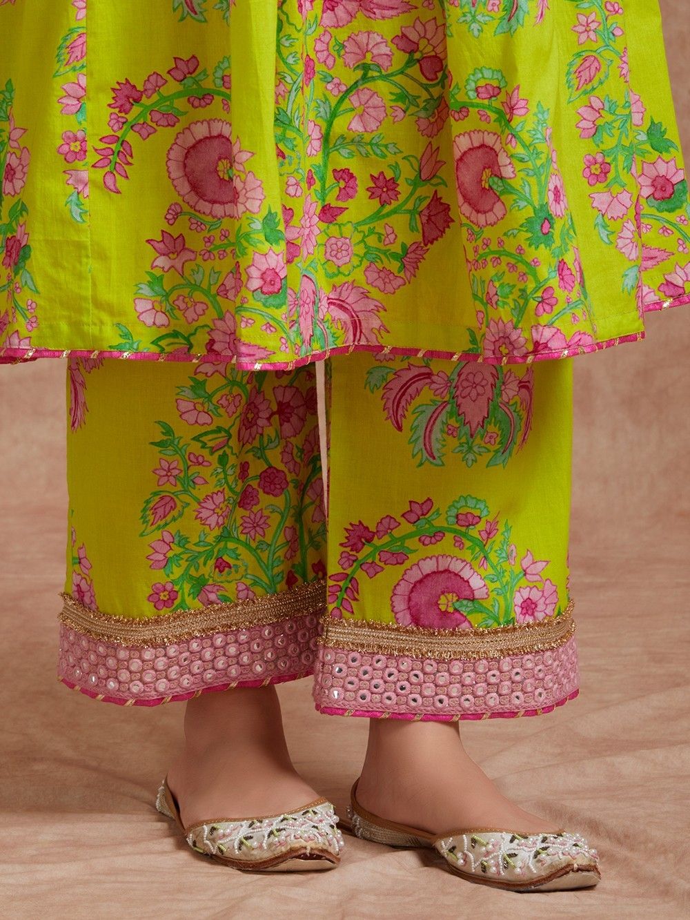 Buy Green Printed Cotton Kurta with Pants- Set of 2 | VJ107MAY103/KP ...