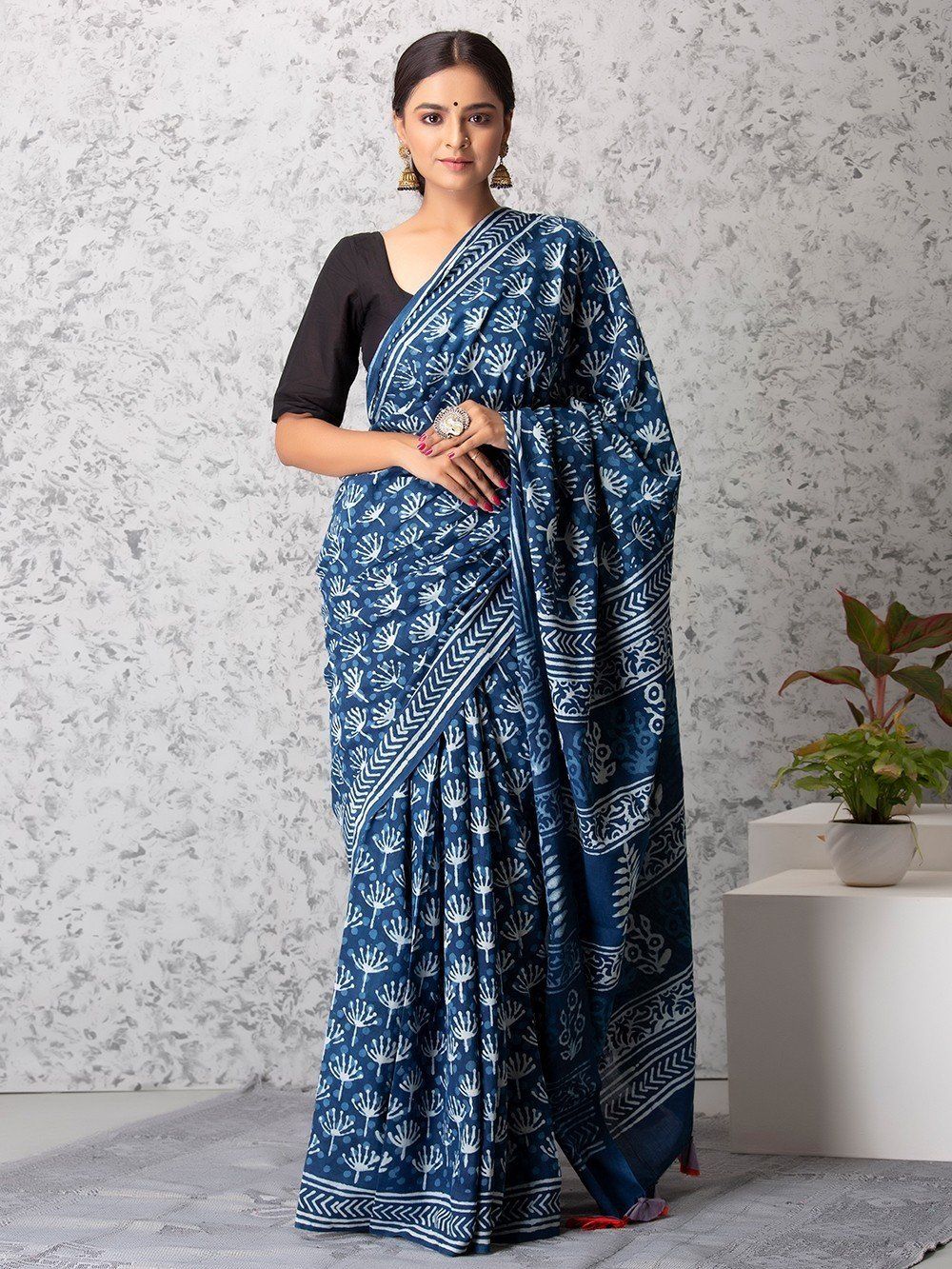 Share 80+ indigo cotton sarees online super hot