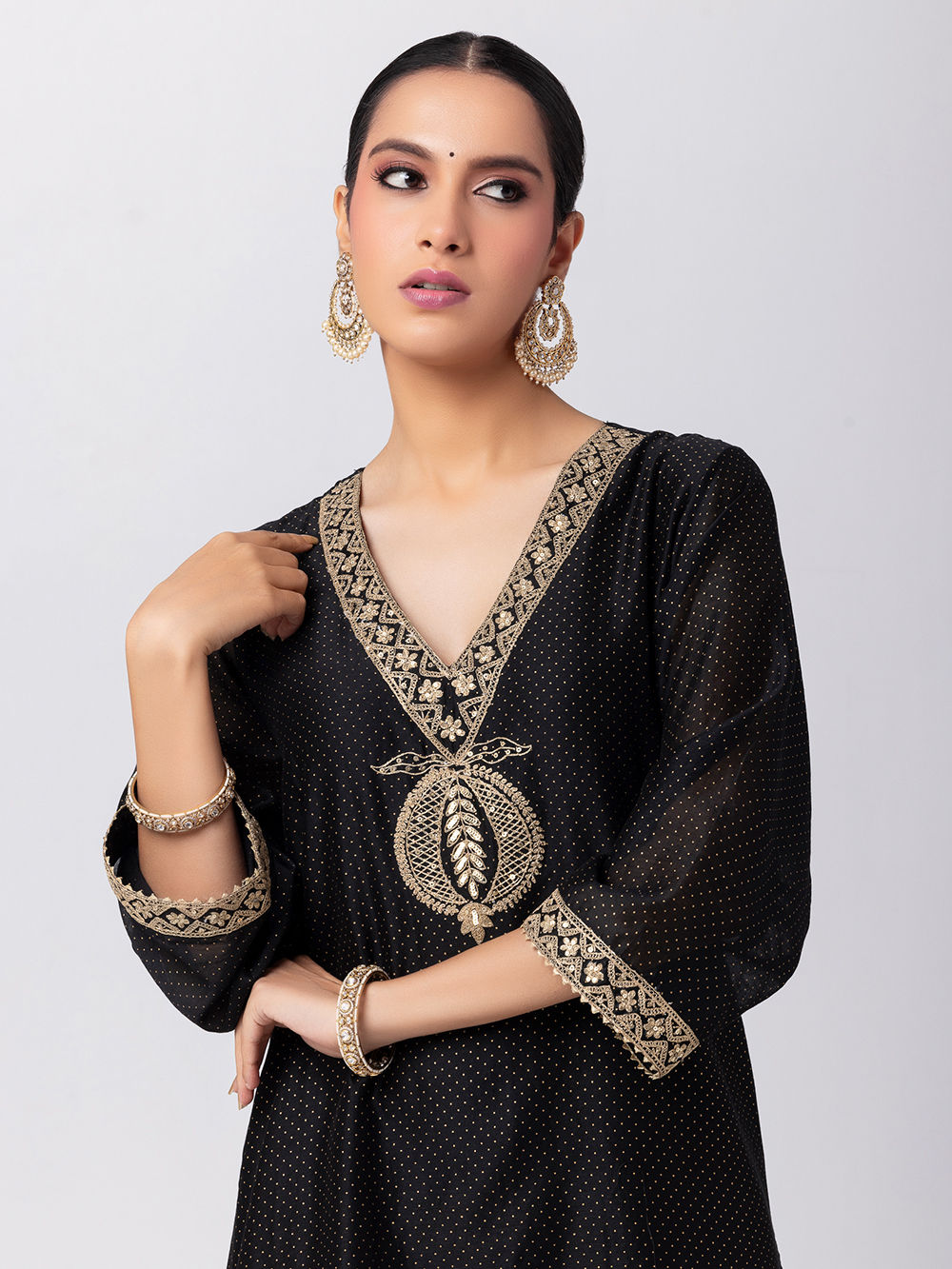 Black Embroidered Chanderi Silk Printed Kurta