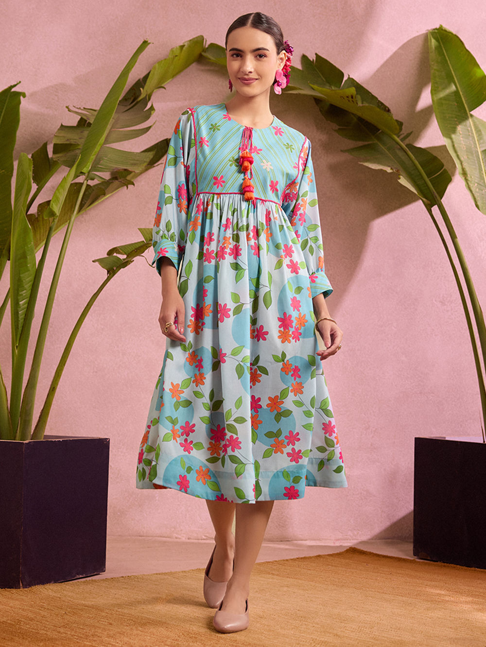 Buy Designer Women Dresses & Clothes Online | The Loom