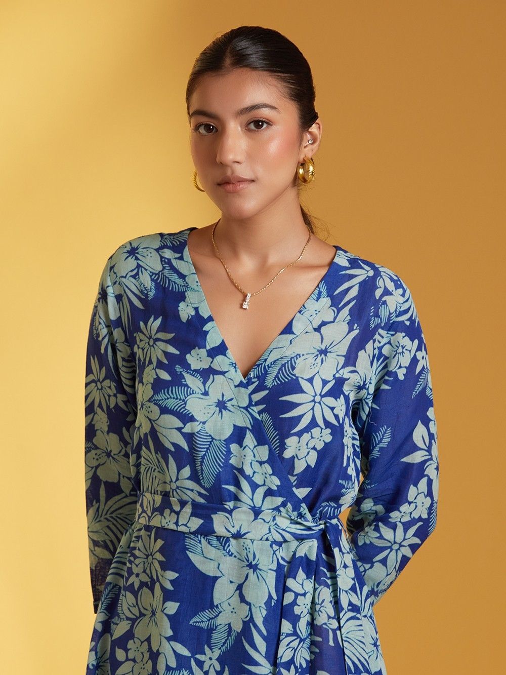 Blue Printed Cotton Wrap Dress with Belt Blue Printed Cotton Wrap Dress with Belt