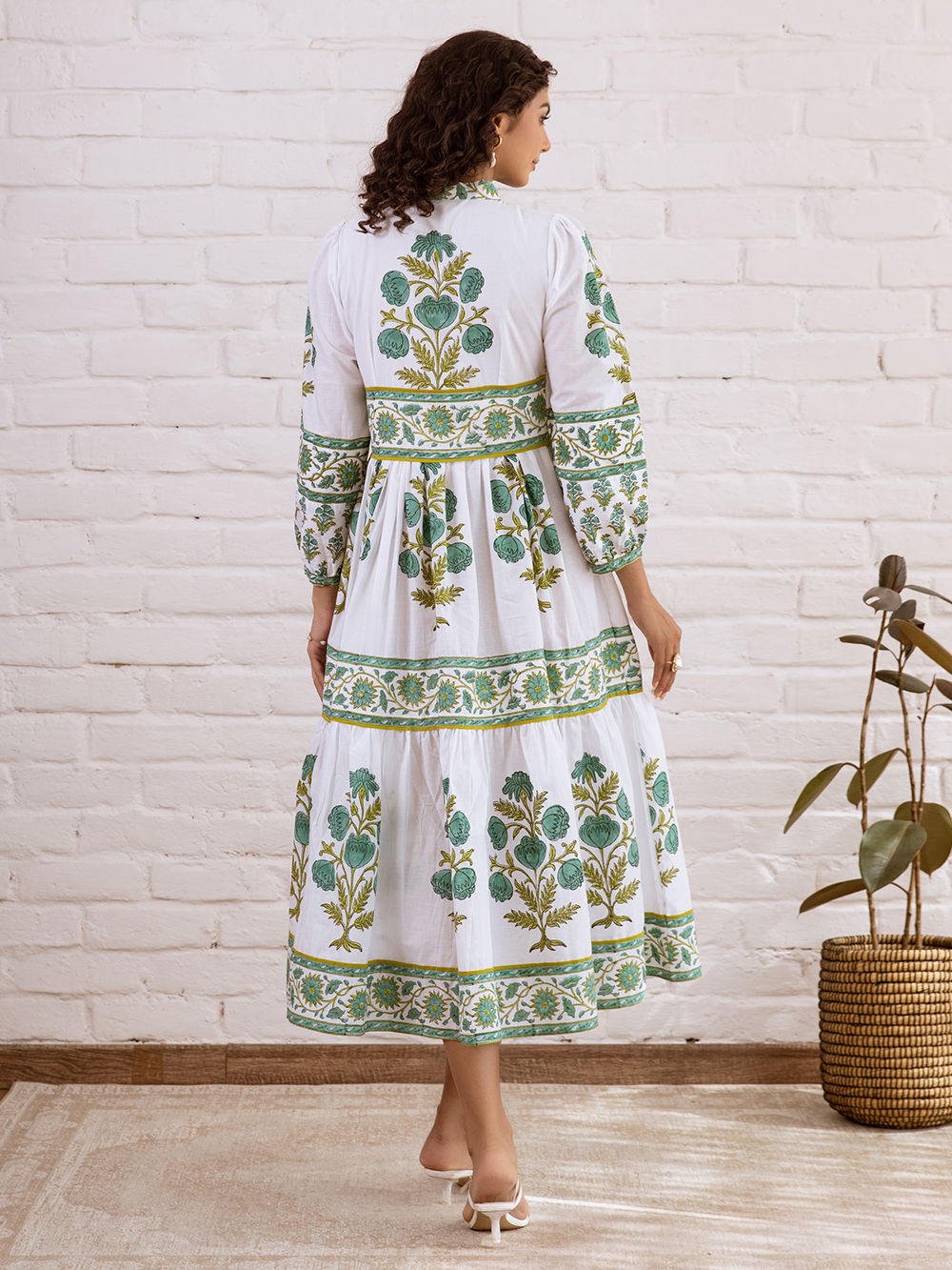 slim fit dress slacks Off-White Green Floral Cascade LENZING™ ECOVERO™ Euroflax™ Midi Dress –  FARM Rio