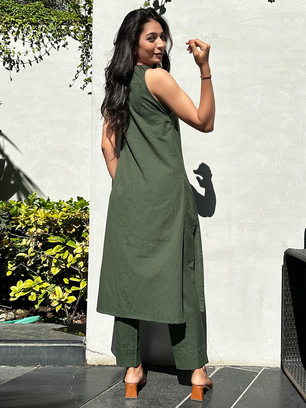 Olive Green Cotton Kurta With Pants- Set Of 2The Loom