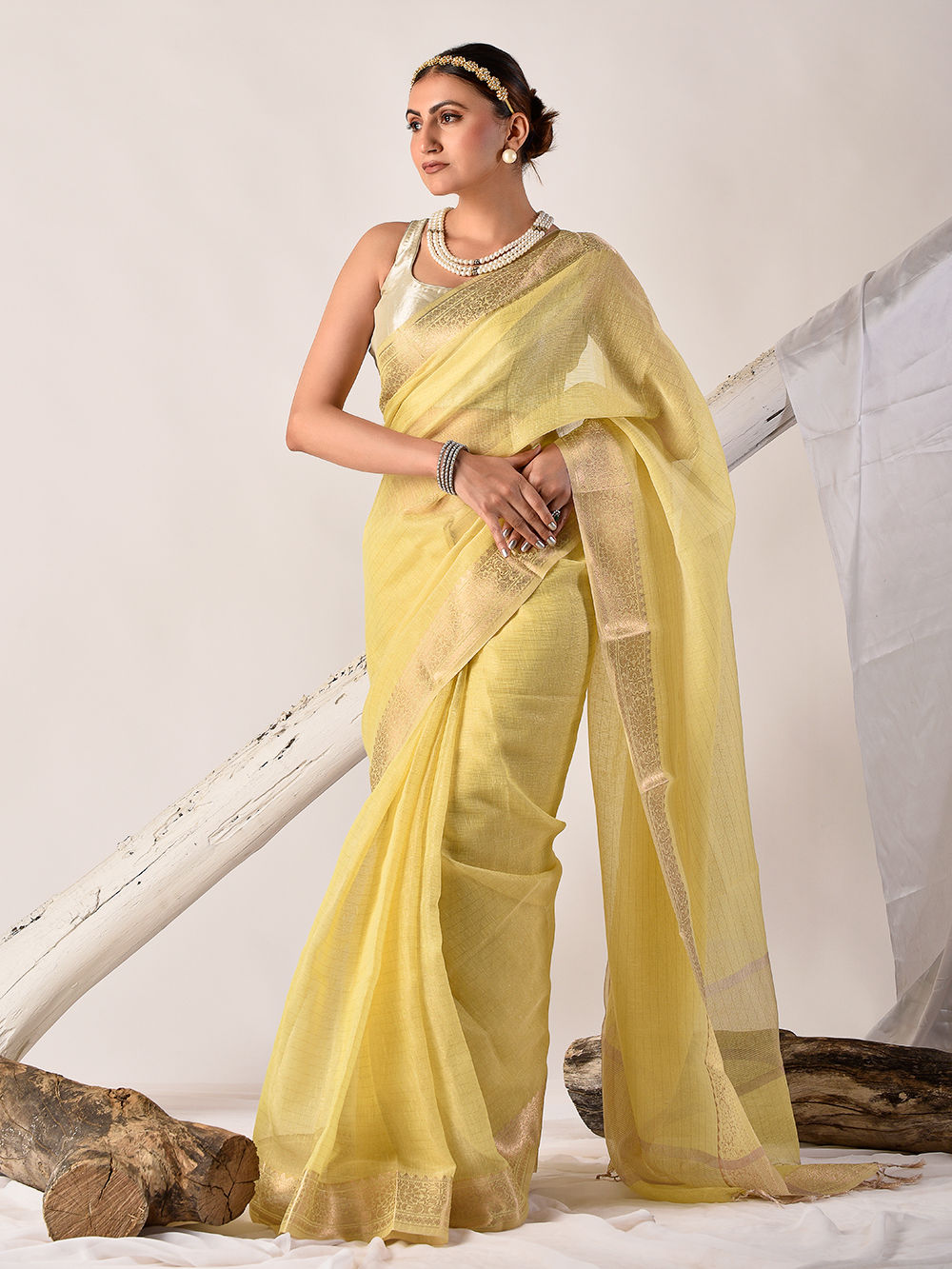 サリー　　3/31 Golden Yellow Kanchipuram Silk Saree with Rich Zari Border