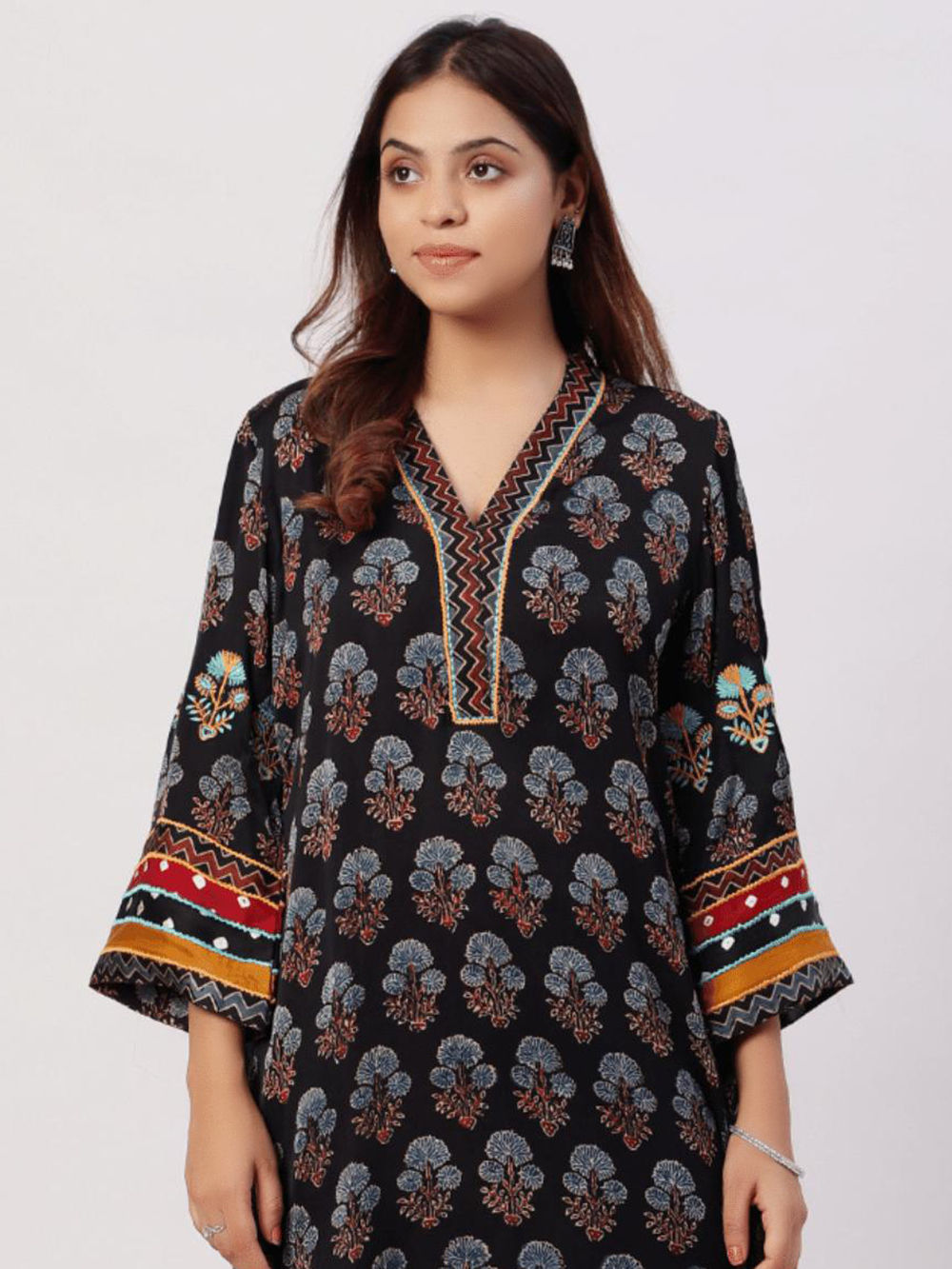 Uy qurilishi missionerlik jinsiy aloqa video Katta kokrak formasi