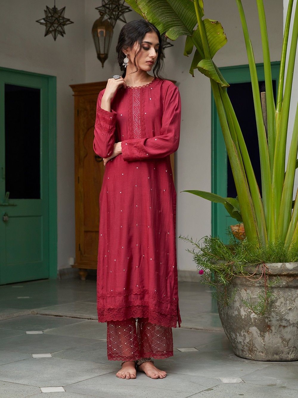 MAROON EMBROIDERED COTTON SILK KURTA WITH FLARED PALAZZO
