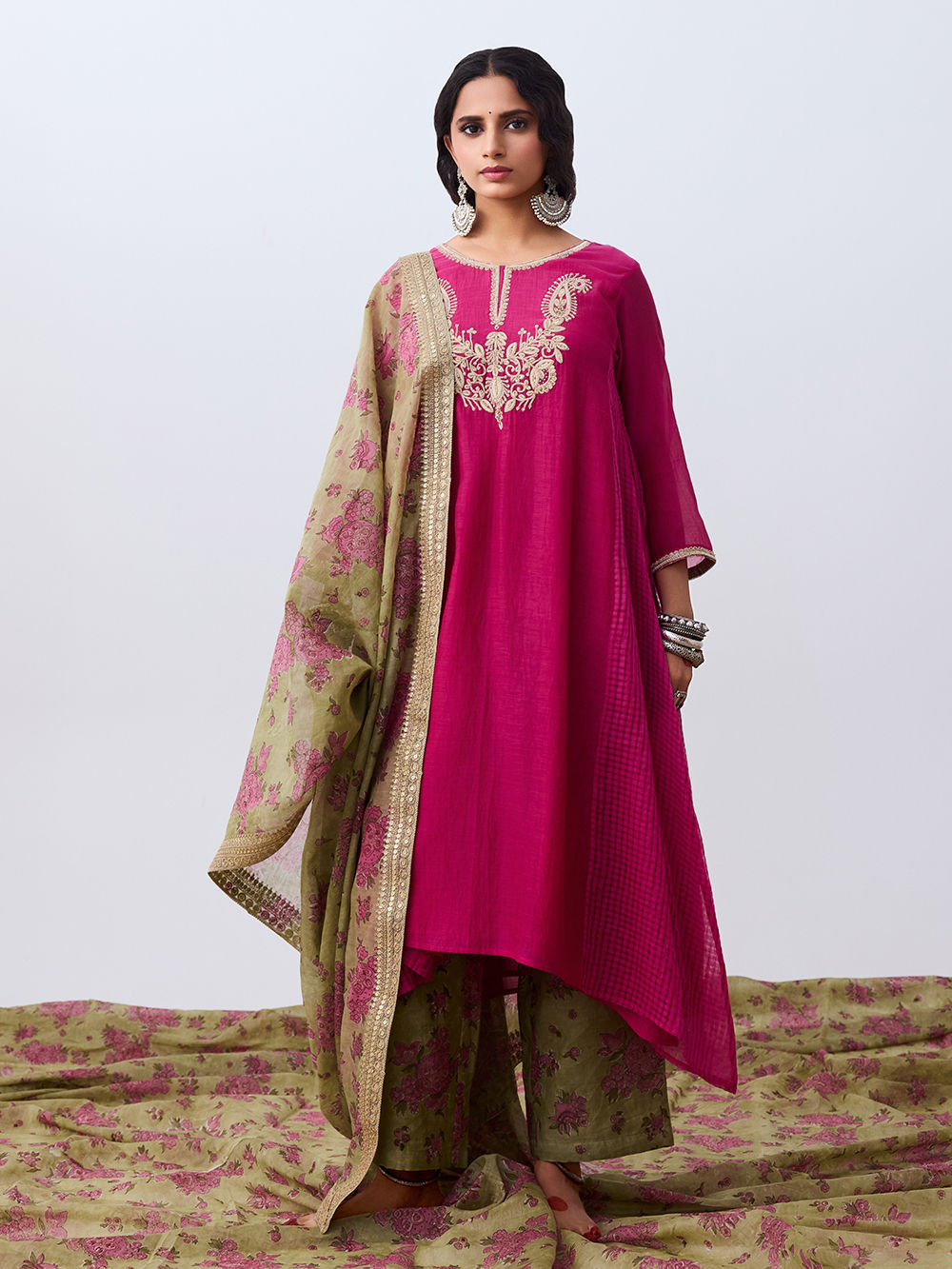 EC123  - Lavender Mul Chanderi Embroidered Kurti Set.