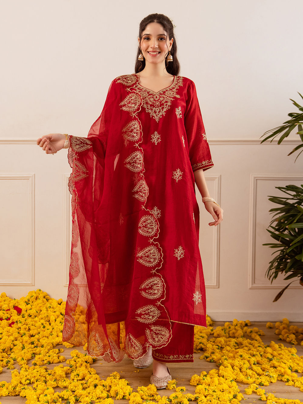 Shruti Juneja in Banphool - Ivory White Chanderi Embroidered Suit Set. main image 0