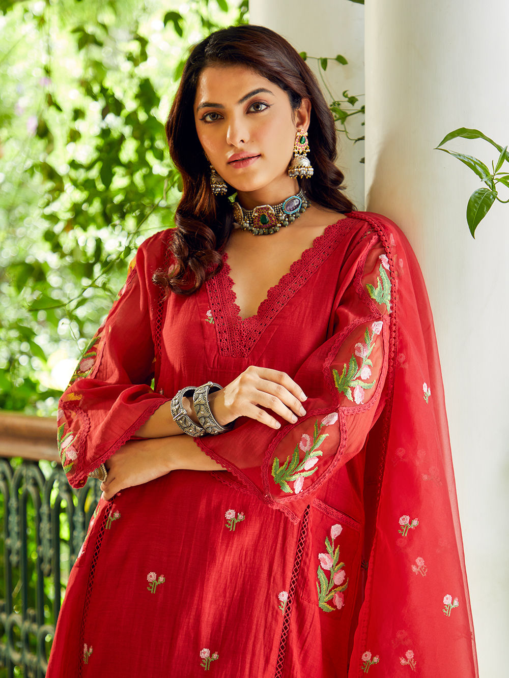 Red Embroidered Chanderi Silk Kurta pants with Banarashi Dupatta