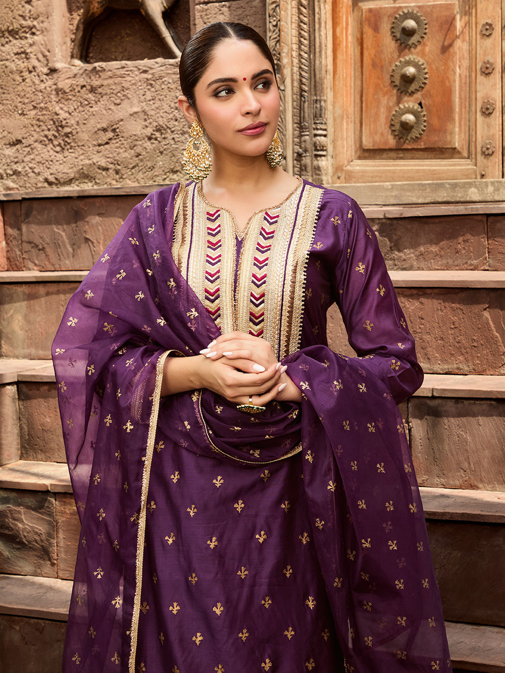 Rose Pink Mul chanderi pearl embroidered kurta paired with cotton pants - Set of 3 main image 1