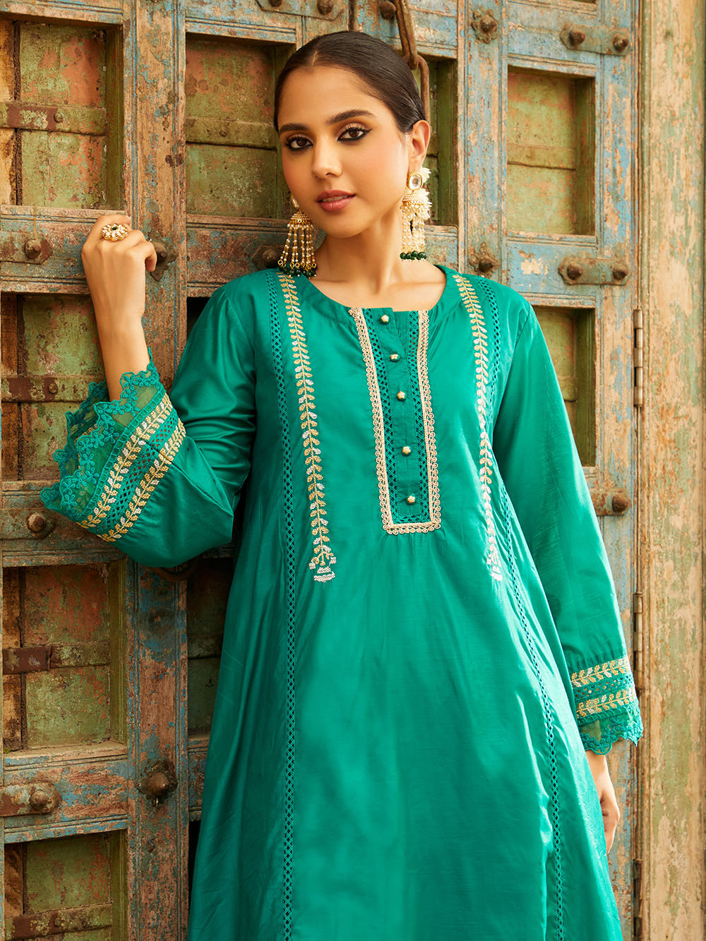 Green Embroidered Anarkali Chanderi Jacquard Kurta with Trouser and Dupatta Set main image 0