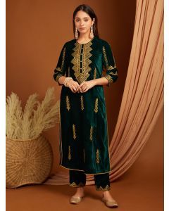 Green Gota Work Velvet Kurta with Pants- Set of 2