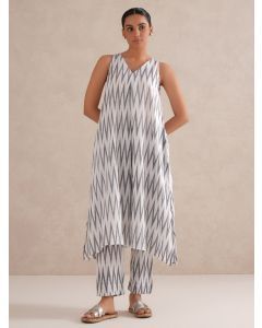 White Printed Cotton Kurta with Pants- Set of 2