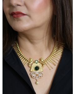 Golden Toned Handcrafted Brass Kundan Necklace