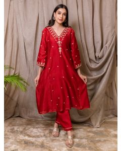 Red Embroidered Chanderi Silk Kurta with Pants - Set of 2