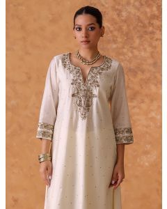 Off White Hand Embroidered Chanderi Suit- Set of 3