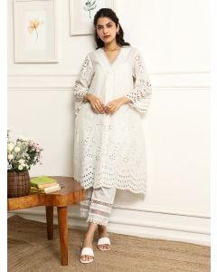 White Embroidered Cotton Kurta with Pants- Set of 2