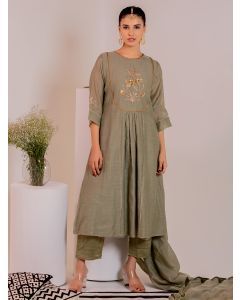 Green Hand Embroidered Chanderi Kurta