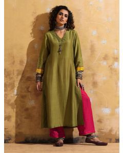 Green Muslin Silk Kurta with Pants- Set of 2