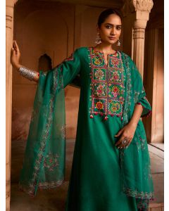 Green Embroidered Chanderi Kurta with Pants- Set of 2