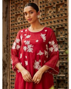 Red Embroidered Chanderi Kurta with Pants- Set of 2
