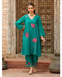 Green Embroidered Chanderi Kurta with Pants- Set of 2