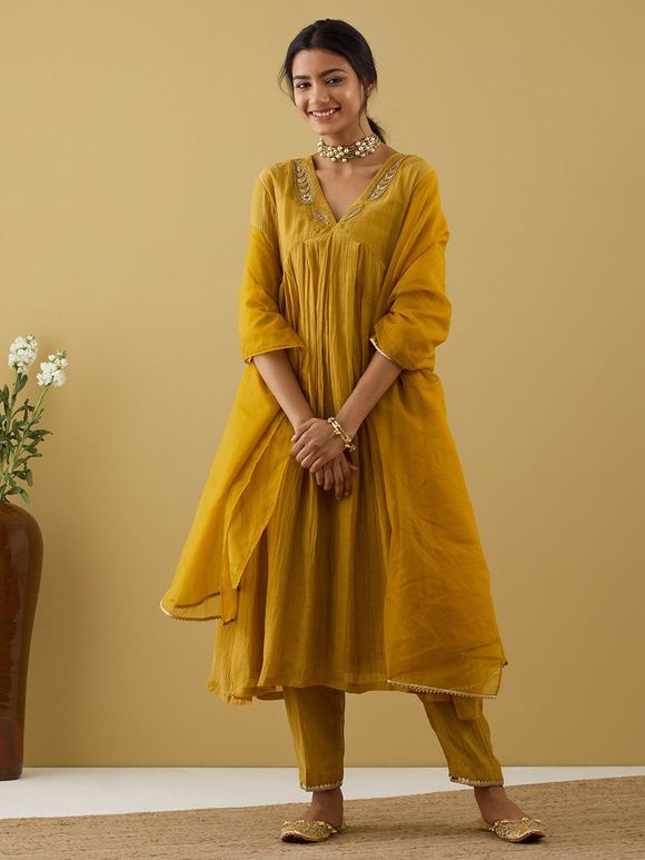 Yellow Hand Embroidered Chanderi Gathered Suit with Organza Dupatta- Set of 3