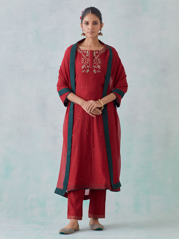 Maroon Embroidered Crushed Chanderi Suit- Set of 3