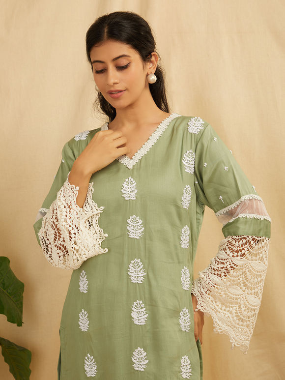 Green Hand Embroidered Cotton Silk Kurta with Pants - Set of 2
