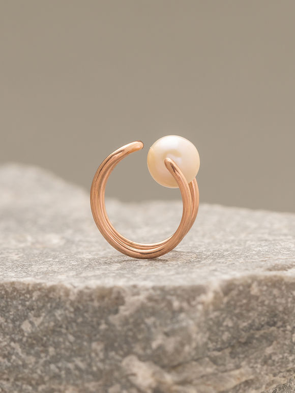 Rose Gold Handcrafted Pearl Silver Ring