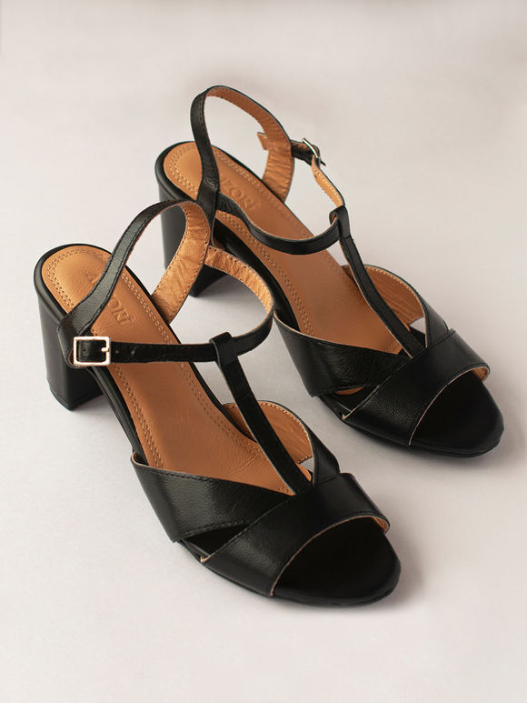 Black Handcrafted Faux Leather Block Heels