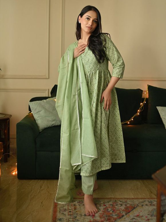 Green Hand Block Printed Cotton Suit - Set of 3