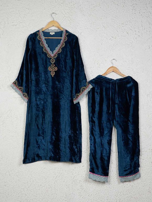 Blue Embroidered Velvet Scalloped Kurta with Pants- Set of 2